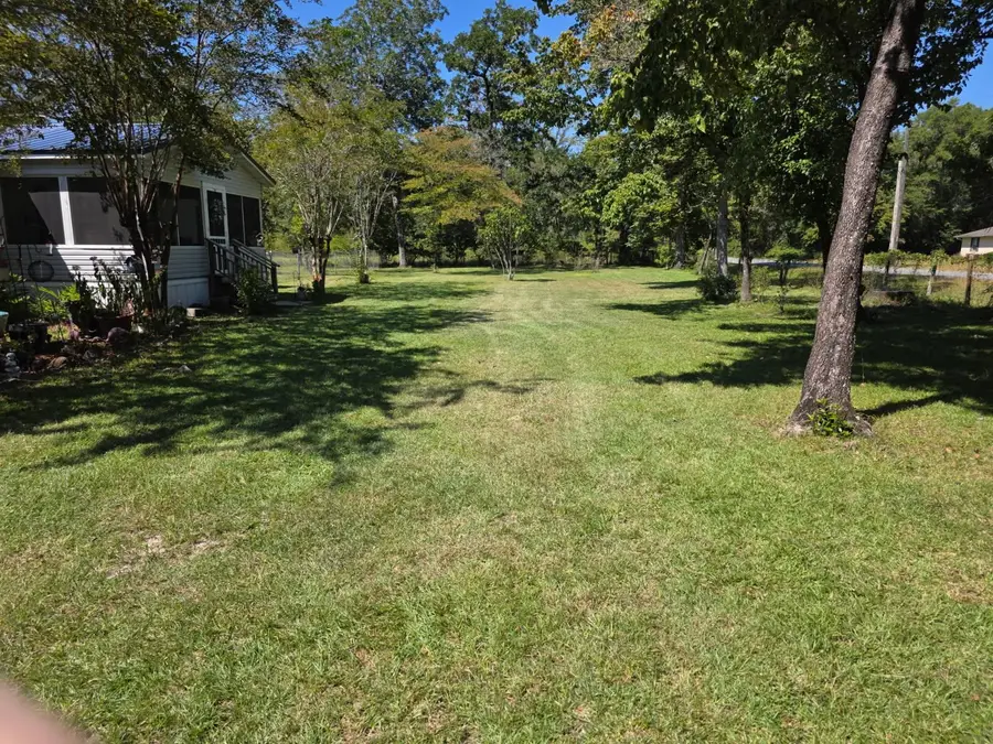 129 Royal Oaks Court, Crawfordville, FL 32327 - Image #3