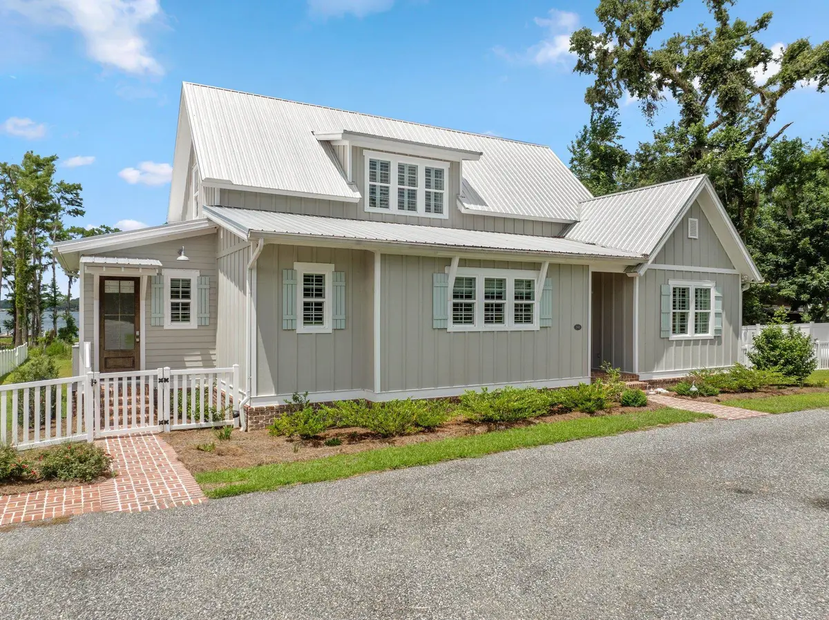 2845 NE Cherry Lake Circle, Pinetta, FL 32350 - Image #1