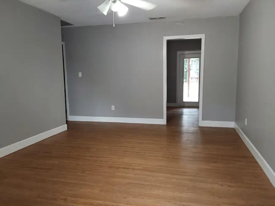 306 Lancaster Drive, Tallahassee, FL 32304 - Image #2