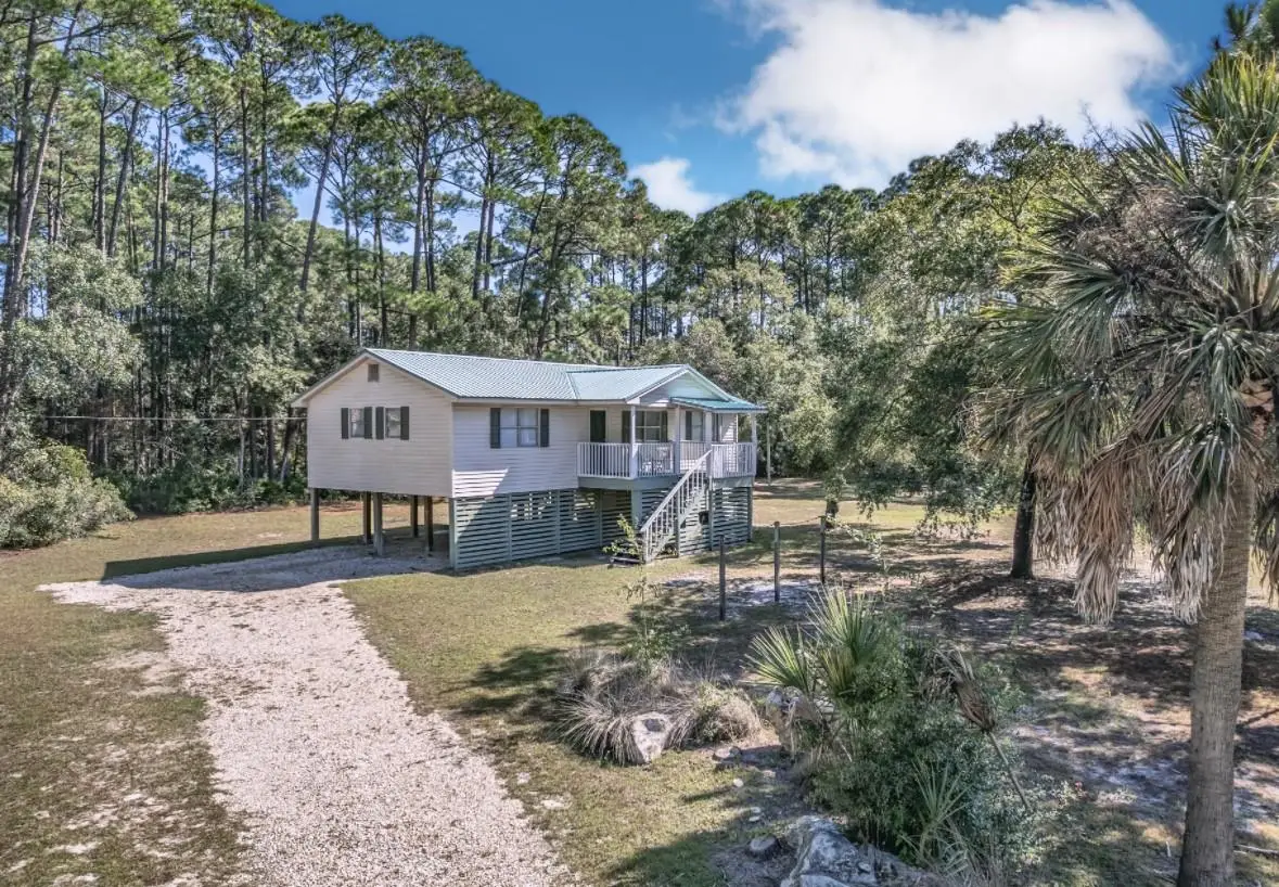 5 Alapaha Avenue, Panacea, FL 32346 - Image #1