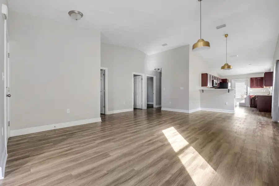 1069 Lacey Lane, Tallahassee, FL 32304 - Image #2