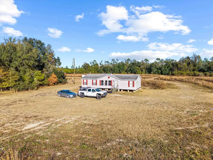 644 Treeline Road, Grand Ridge, FL 32442 - Image #2
