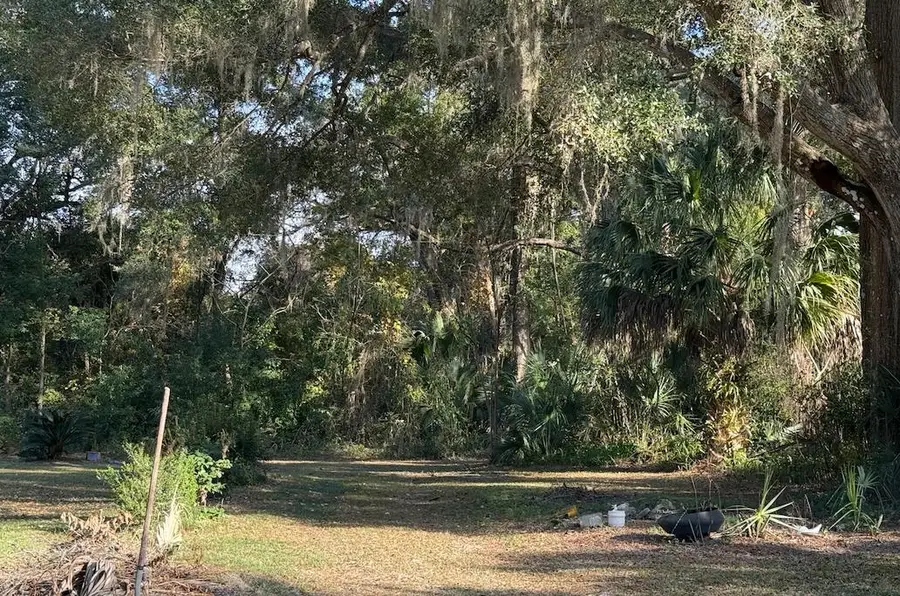 18361 NE 75th Place, Raleigh, FL 32696 - Image #2