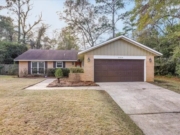 2216 Woodlawn Drive, Tallahassee, FL 32303