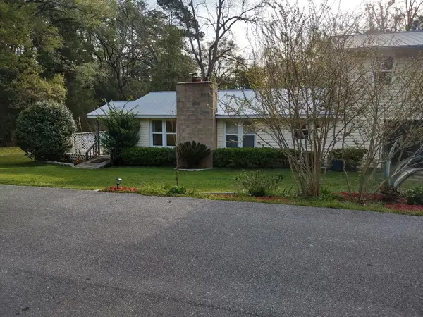 97 Neals Temple Road, Havana, FL 32333