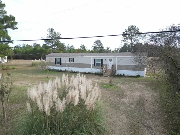 10453 NW Schmarje Lane, Bristol, FL 32321