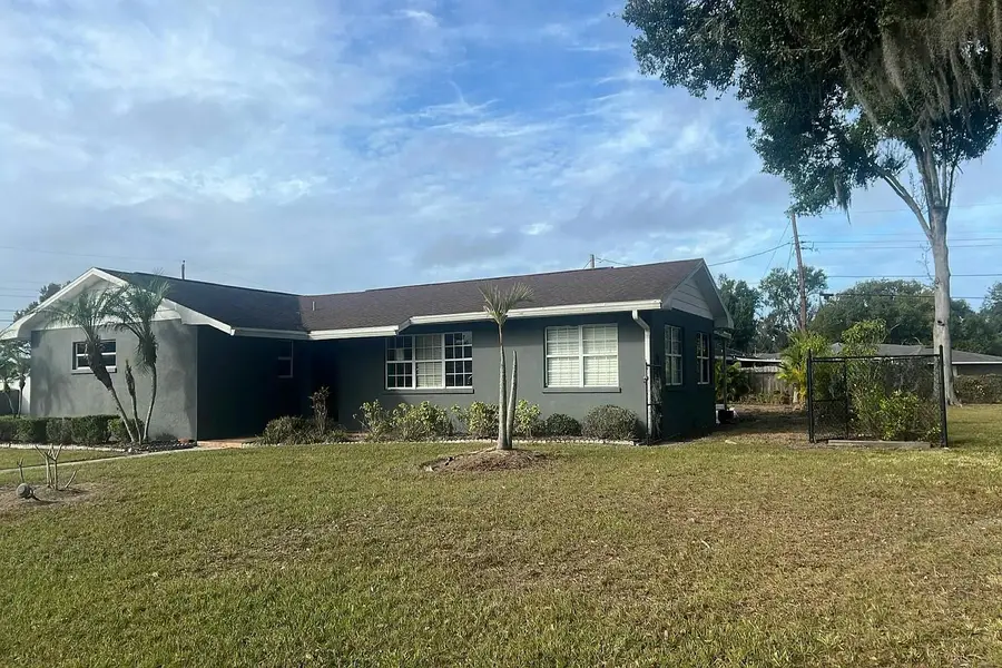 5702 Jacaranda Avenue, Lakeland, FL 33809 - Image #2