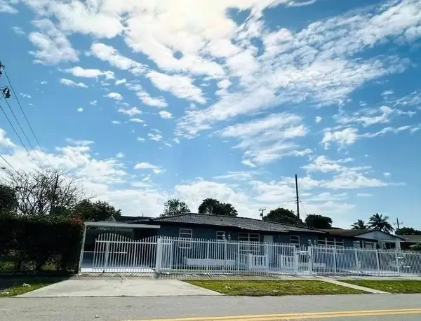 9200 SW 37th Street, Miami, FL 33165