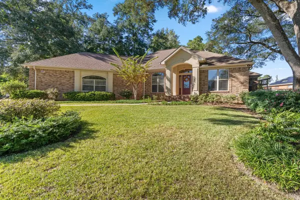 2302 Canter Court, Tallahassee, FL 32308