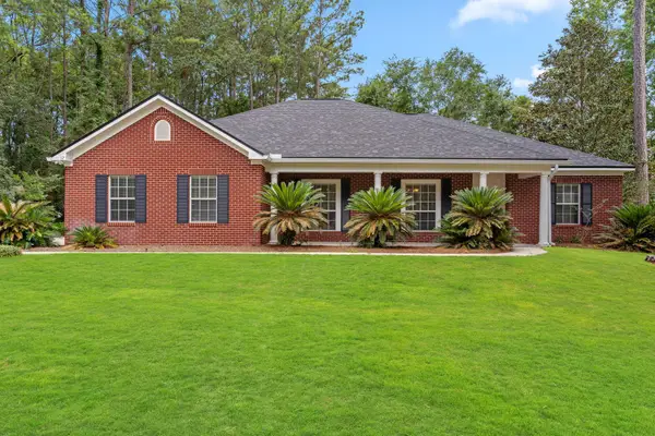 12 Spur Trail, Crawfordville, FL 32327