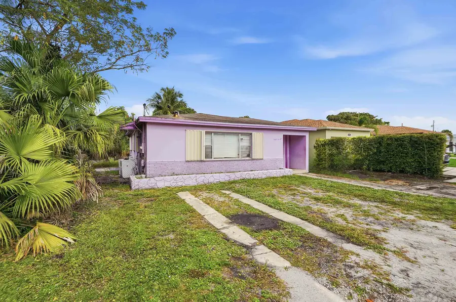 2043 NW 8th Street, Pompano Beach, FL 33069 - #3