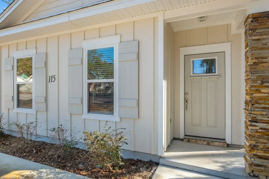 115 Comanche Trail, Crawfordville, FL 32327 - Image #3