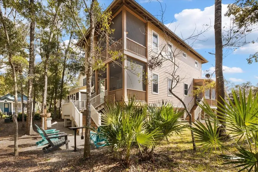 305 NE Winslow Street, Steinhatchee, FL 32359 - #3