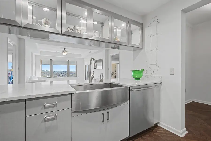 121 N Monroe St Unit 1206 East, Tallahassee, FL 32301 - #2