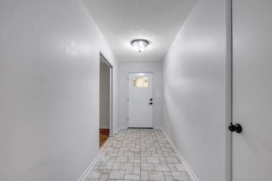 2804 Trebark Drive, Tallahassee, FL 32312 - Image #2