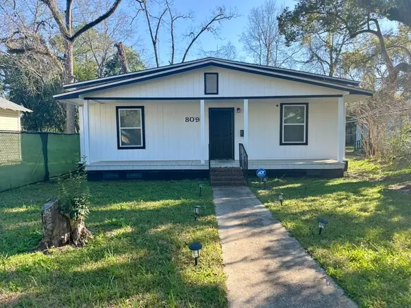 809 Dover Street, Tallahassee, FL 32304