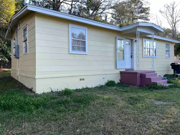 1822 Pepper Drive, Tallahassee, FL 32304