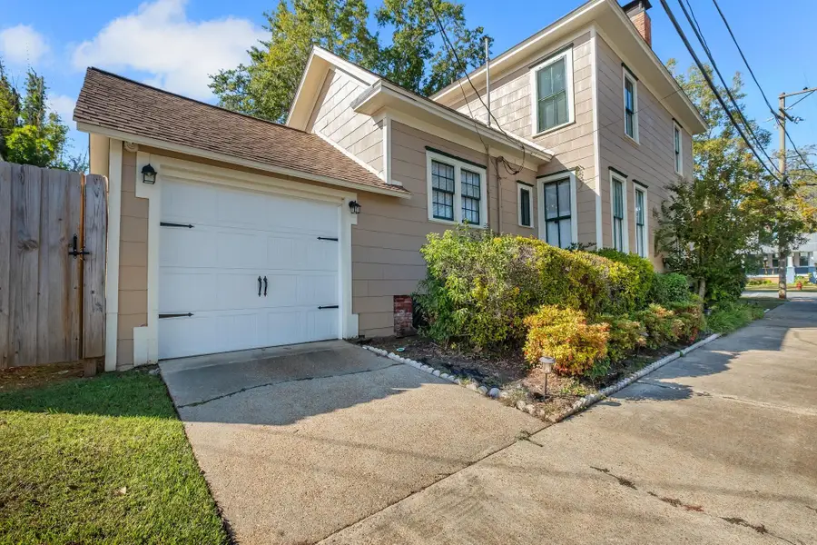 237 E Washington Street, Quincy, FL 32351 - #2