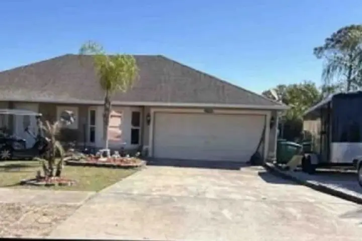 1588 Naples Circle, Deltona, FL 32738 - #1