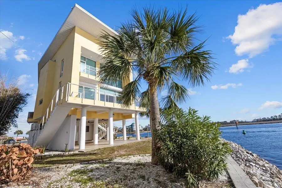 121 SW Main Street, Steinhatchee, FL 32359 - #2