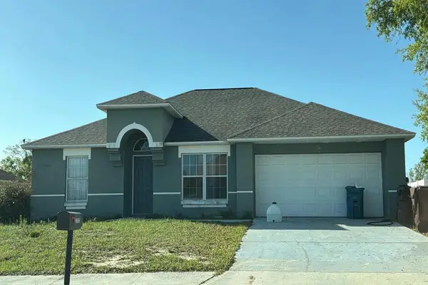 2332 Sunset Pointe Drive, Other Florida, FL 33898