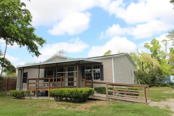 1906 Cemetery Road, Tallahassee, FL 32305