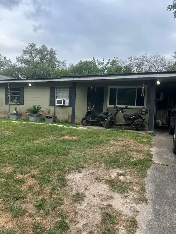 2911 Oakwood Drive, Tallahassee, FL 32304