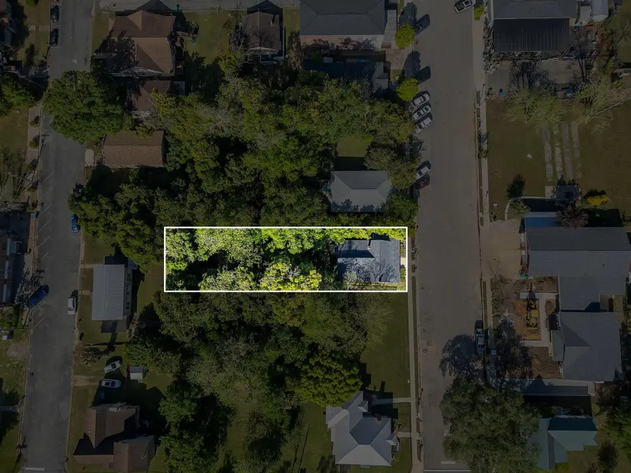 127 E 7th Avenue, Havana, FL 32333 - #3