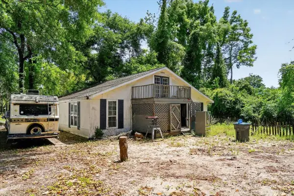 22 J R Milton Road, Crawfordville, FL 32327
