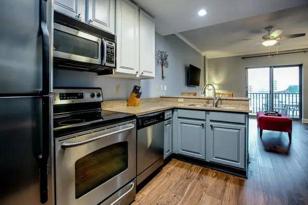 215 W College Avenue Unit 711 #711, Tallahassee, FL 32301