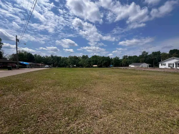 XX W Crawford Street, Quincy, FL 32351