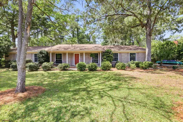 2316 Braeburn Circle, Tallahassee, FL 32309