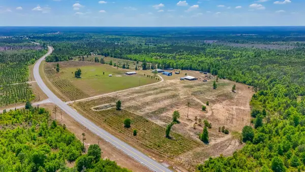 11842 SW State Road 73 Roads, Blountstown, FL 32424