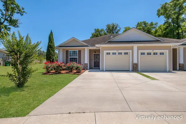 995 Chase Creek Circle, Tallahassee, FL 32311