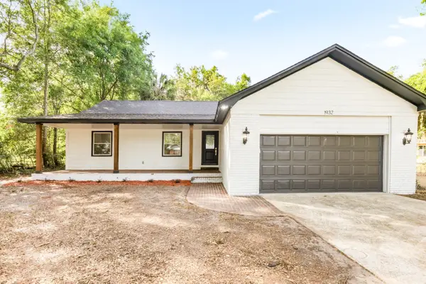 1932 Queenswood Drive, Tallahassee, FL 32303