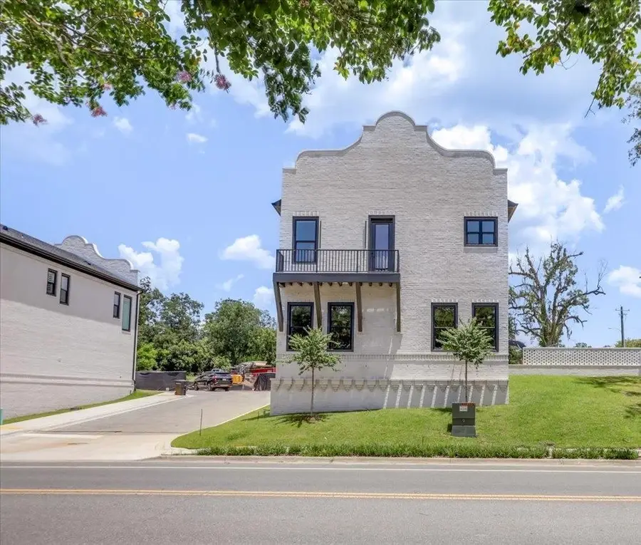 275 S Franklin Boulevard #6, Tallahassee, FL 32301 - #3