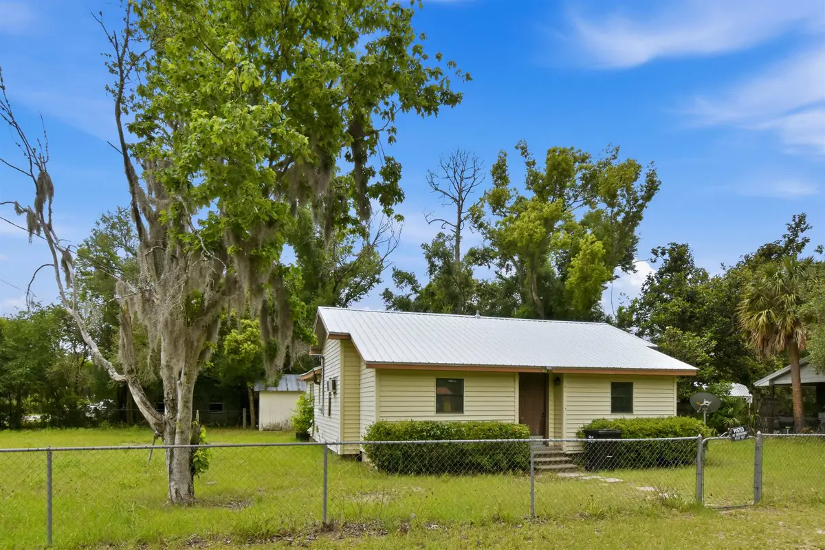 603 W Julia Street, Perry, FL 32347 - #1