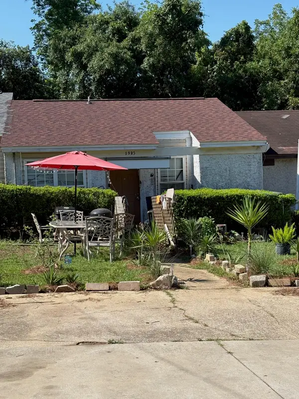 1525 Lake Avenue, Tallahassee, FL 32310