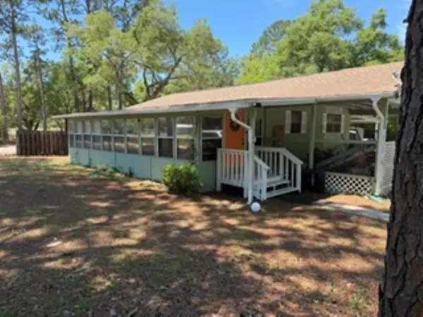 64 Westview Street, Panacea, FL 32346