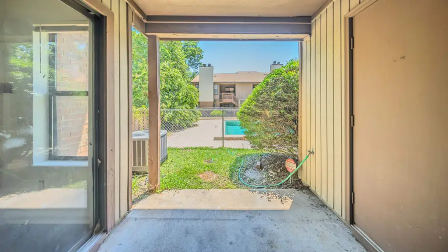 216 Dixie Drive #E-7, Tallahassee, FL 32304 - #2