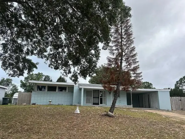 1335 Phillips Street, Other Florida, FL 32114