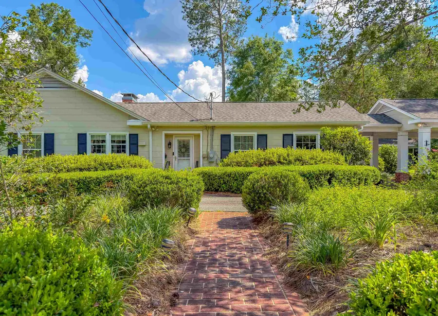 716 N 9th Street, Quincy, FL 32351 - #3