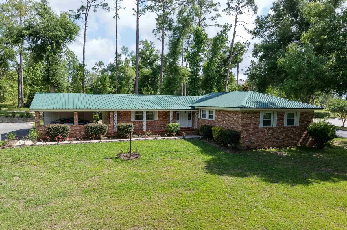 422 NW College Loop, Madison, FL 32340 - #1
