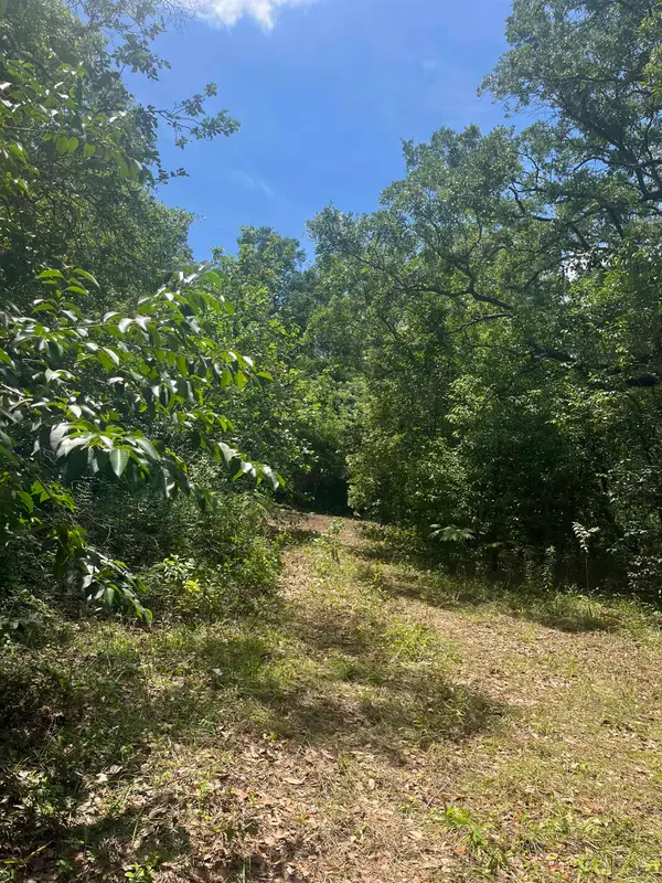 1612 Old Bainbridge Road, Tallahassee, FL 32303