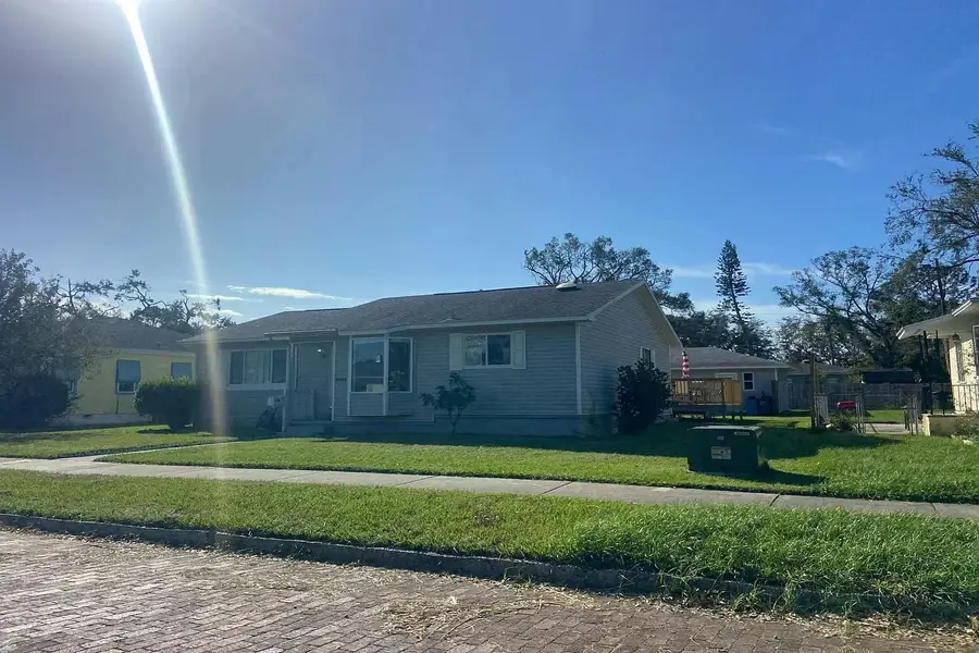 5430 N 2nd Avenue, Saint Petersburg, FL 33710 - #3