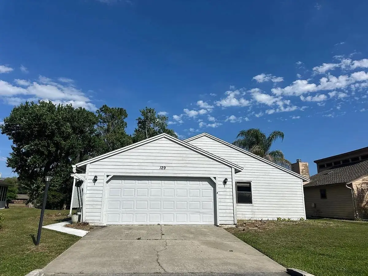 129 Gull Dr S, Daytona Beach, FL 32119 - #1