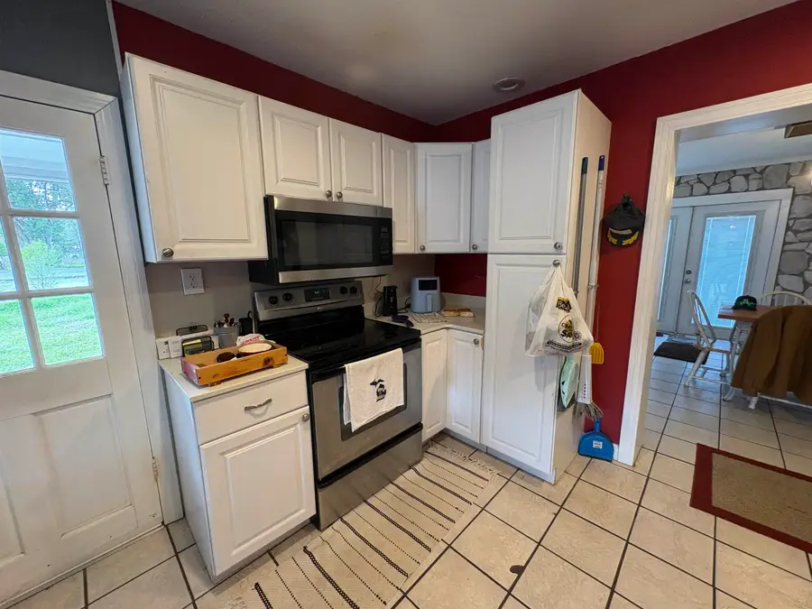 571 S 2nd Street, Wewahitchka, FL 32465 - #3