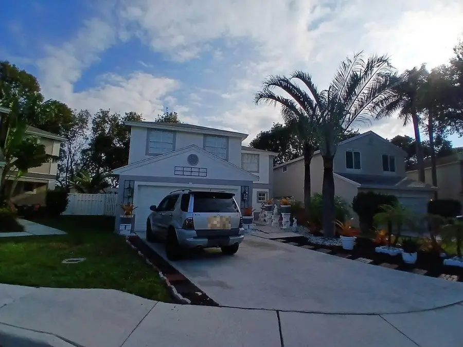 110 E Riverbend Drive, Sunrise, FL 33326 - #2