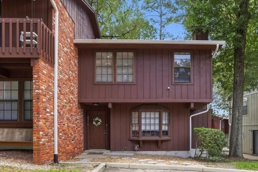 2214 Timberwood Circle, Tallahassee, FL 32304 - #2