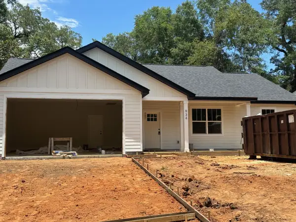 934 Chestwood Avenue, Tallahassee, FL 32303